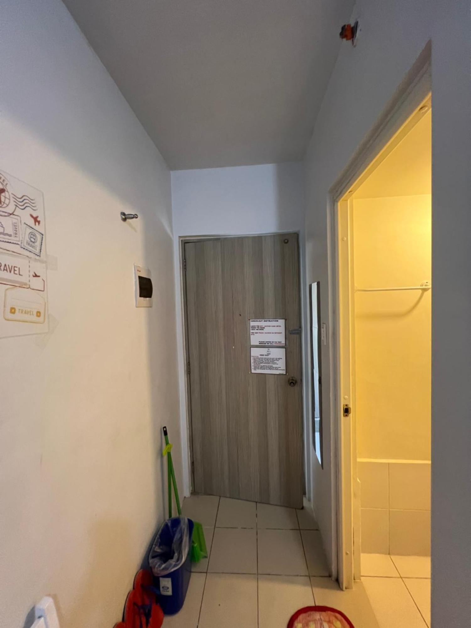Apartment Ronsky Paradise Free Wifi And Netflix Manila